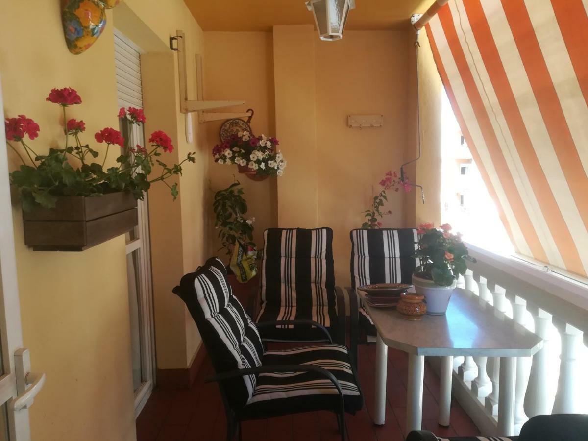 Como En Casa Málaga Kültér fotó